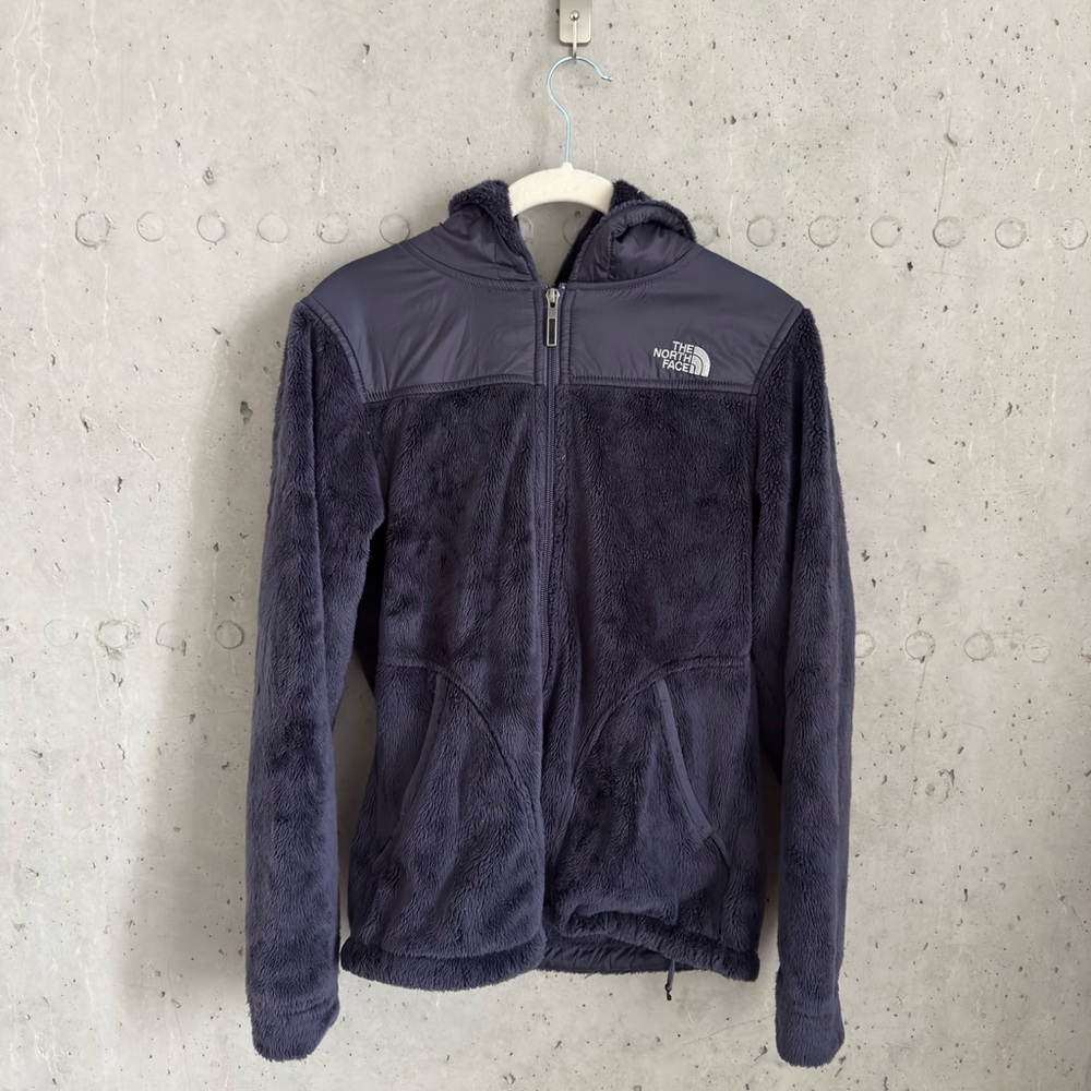 THE NORTH FACE PLUM FLEECE